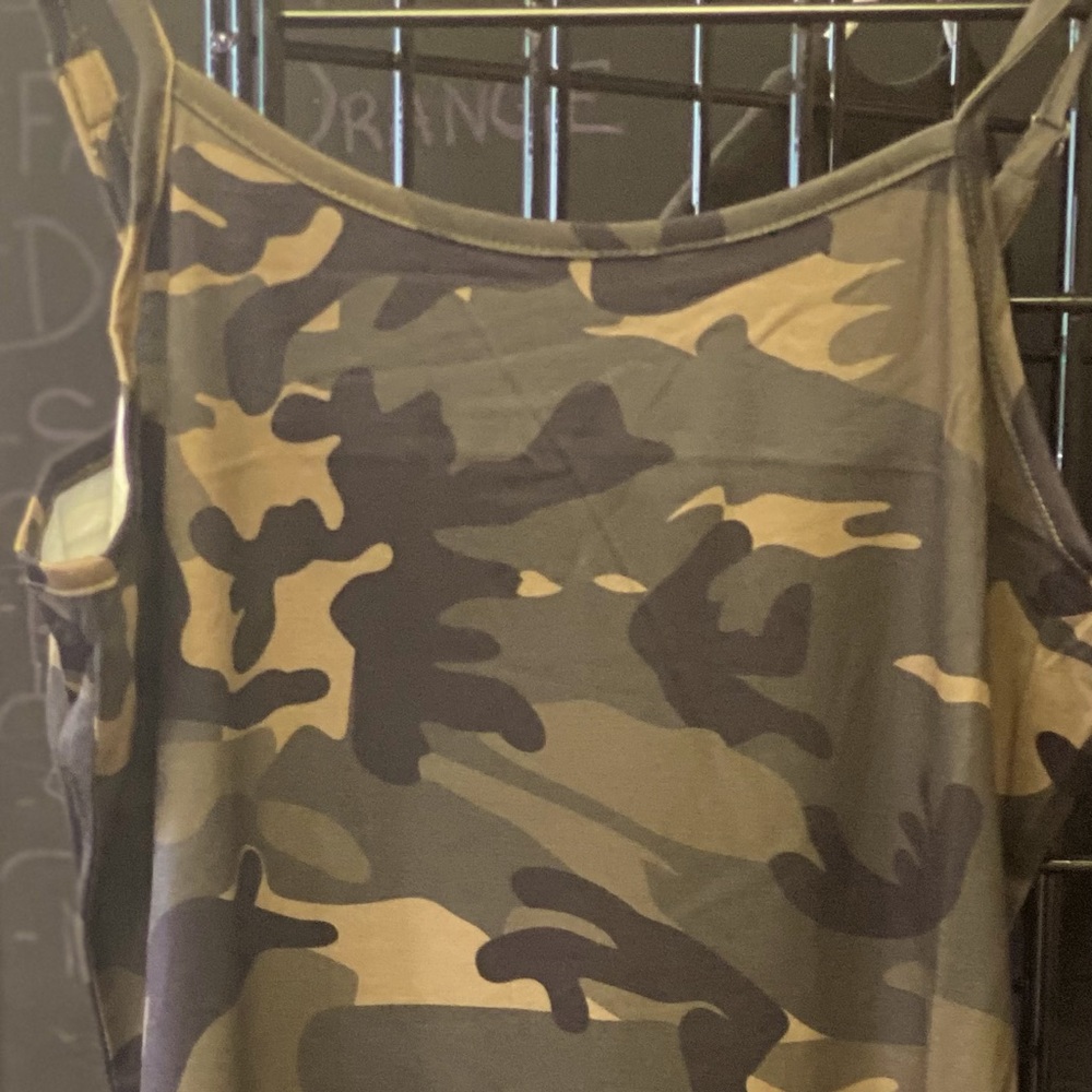 Tshirts, dresses, jewelry